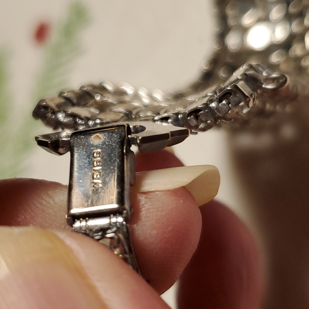 Weiss Rhinstone Bracelet - Picture 4 of 9